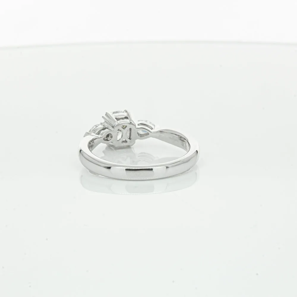 18ct White Gold 1.02ct Cushion Cut Diamond Ayla Ring