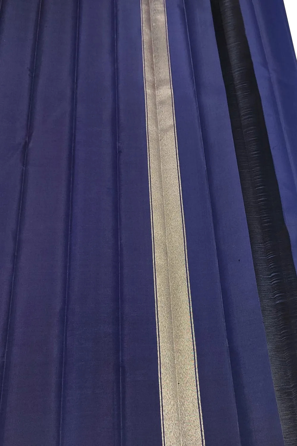 Blue Handloom Kanjeevaram Silk Saree with Temple Border