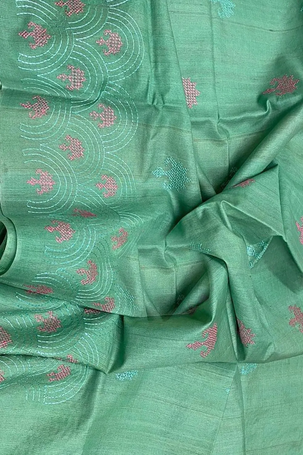 Get the Best Green Bhagalpur Pure Tussar Silk Dupatta Online - Shop Now!