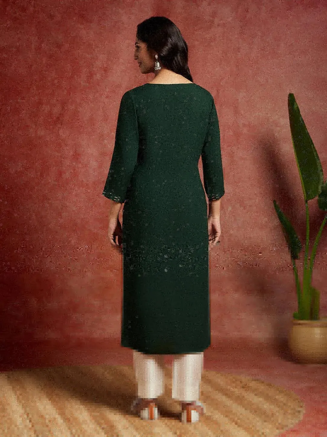 Green Embroidered Rayon Straight Kurta