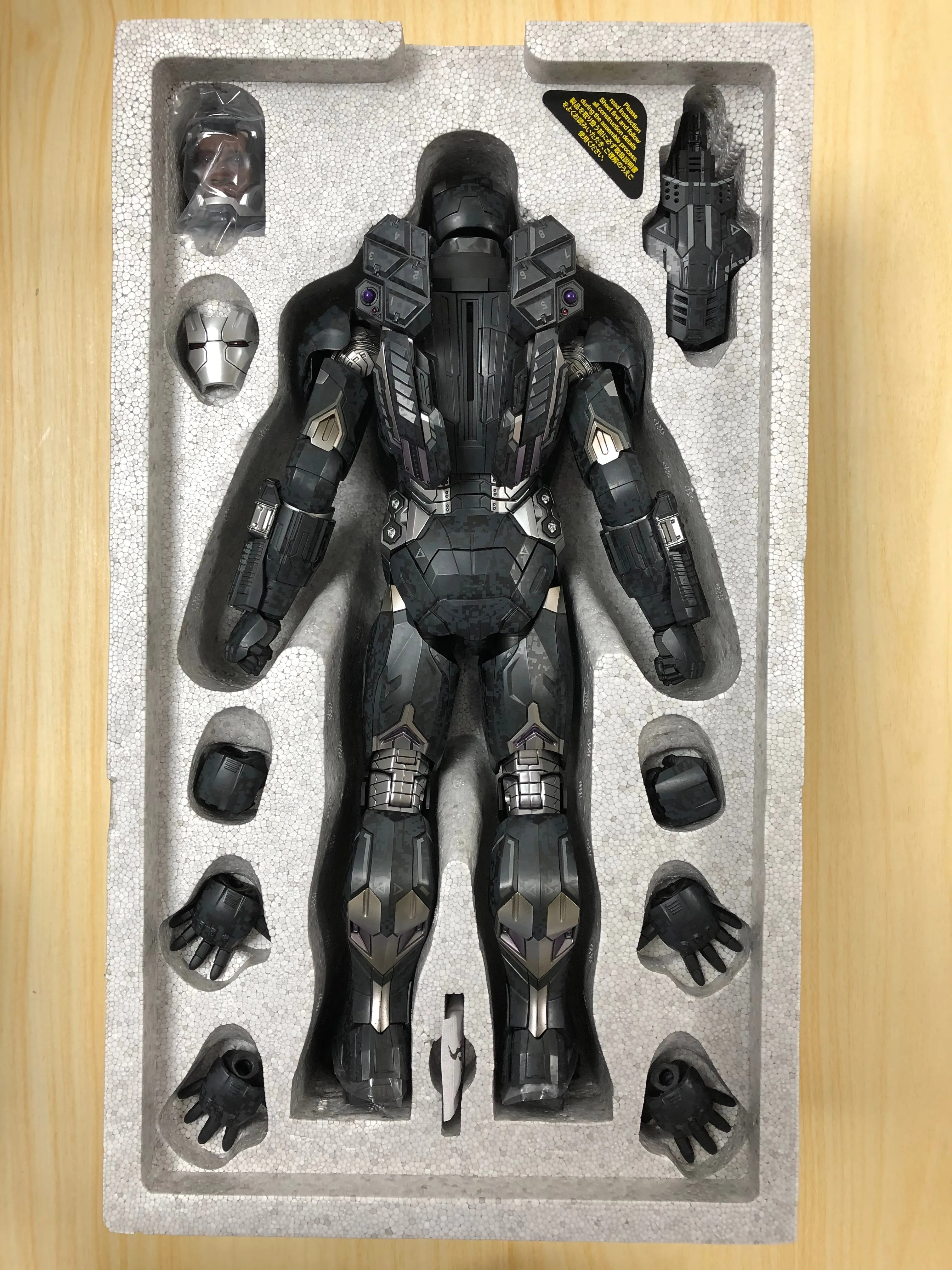 Hottoys Hot Toys 1/6 Scale MMS499D26 MMS499 MMS 499 Avengers 3 Infinity War - War Machine Mark 4 (Normal Edition) Action Figure USED