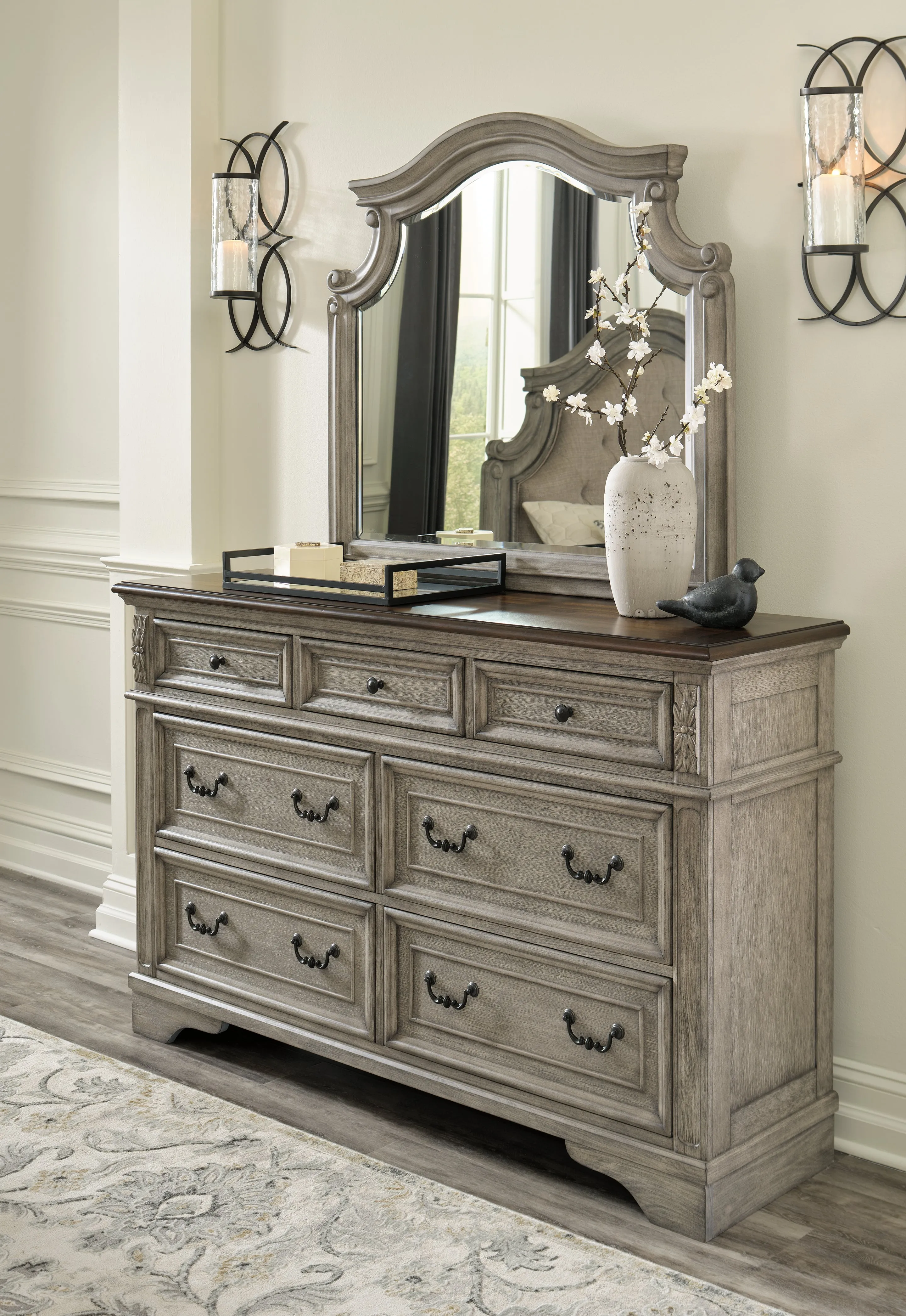 Lodenbay California King Panel Bed with Mirrored Dresser and 2 Nightstands in Antique Gray