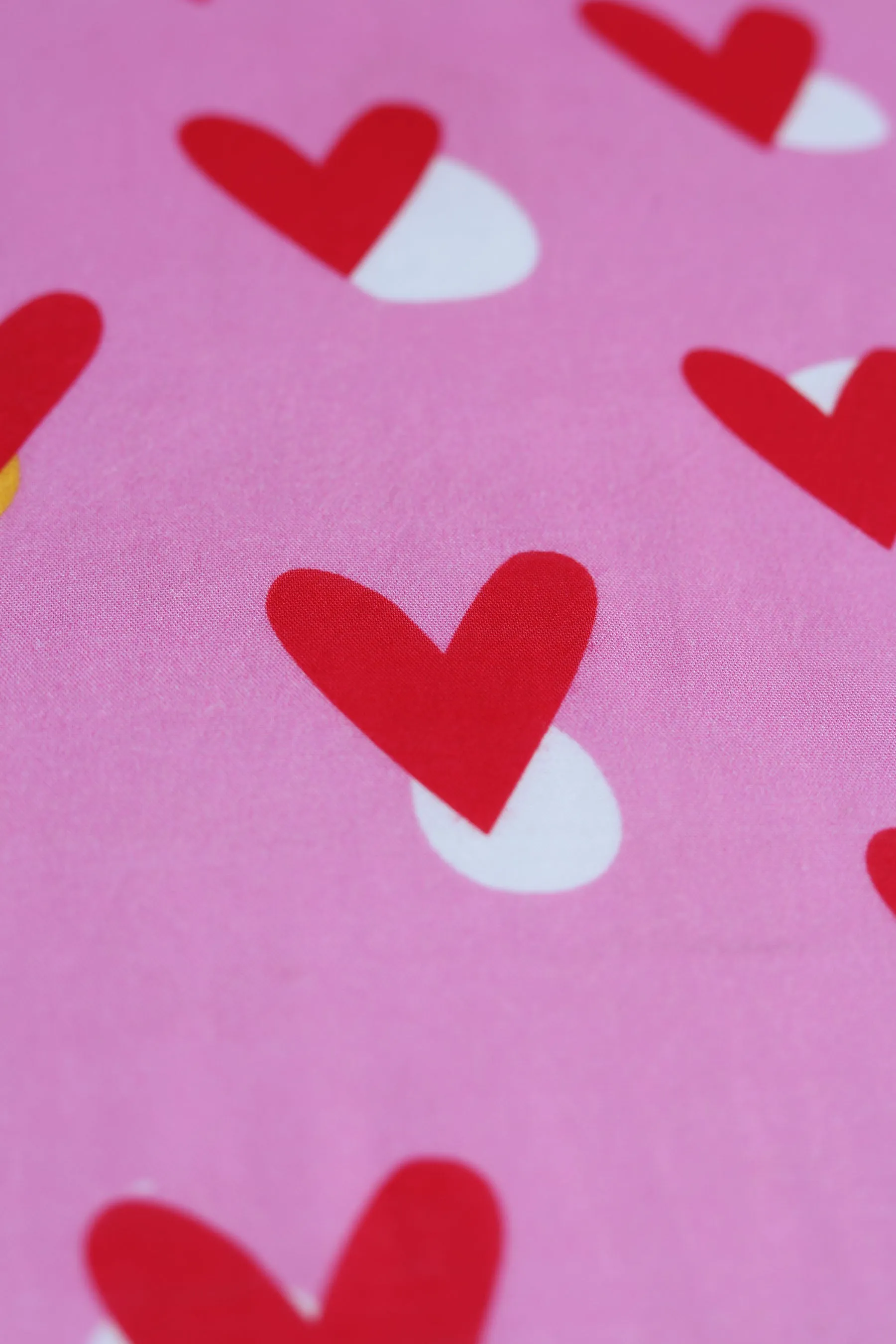 Red Pink Heart Pattern Printed Natural Muslin Silk Fabric