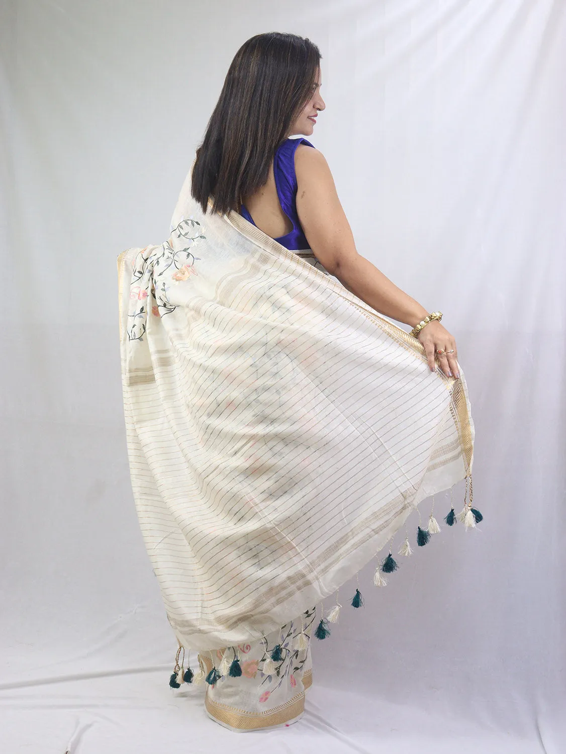 Stunning Pastel Linen Silk Saree with Intricate Embroidery