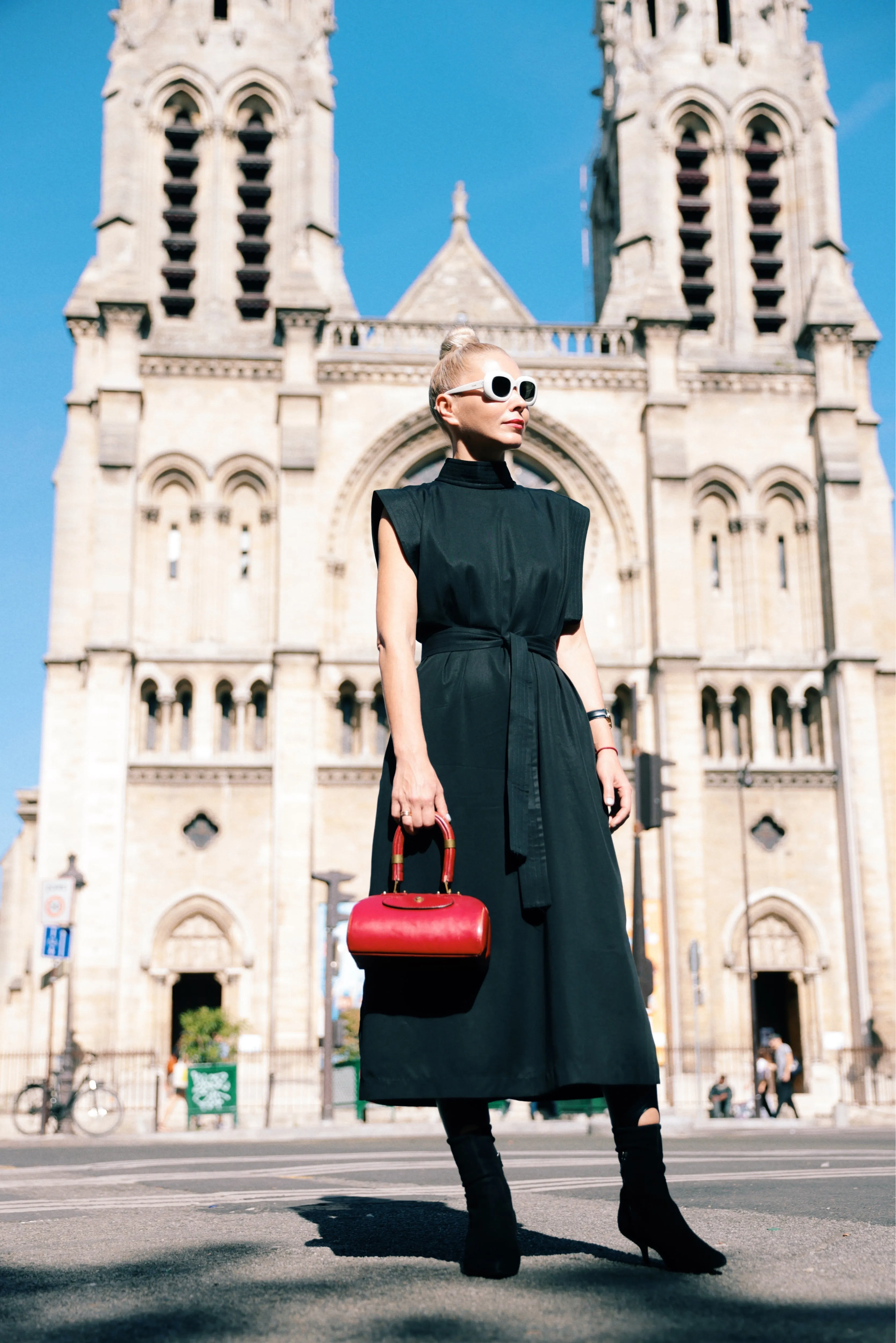 Stylish Straight Dress With Belt Black